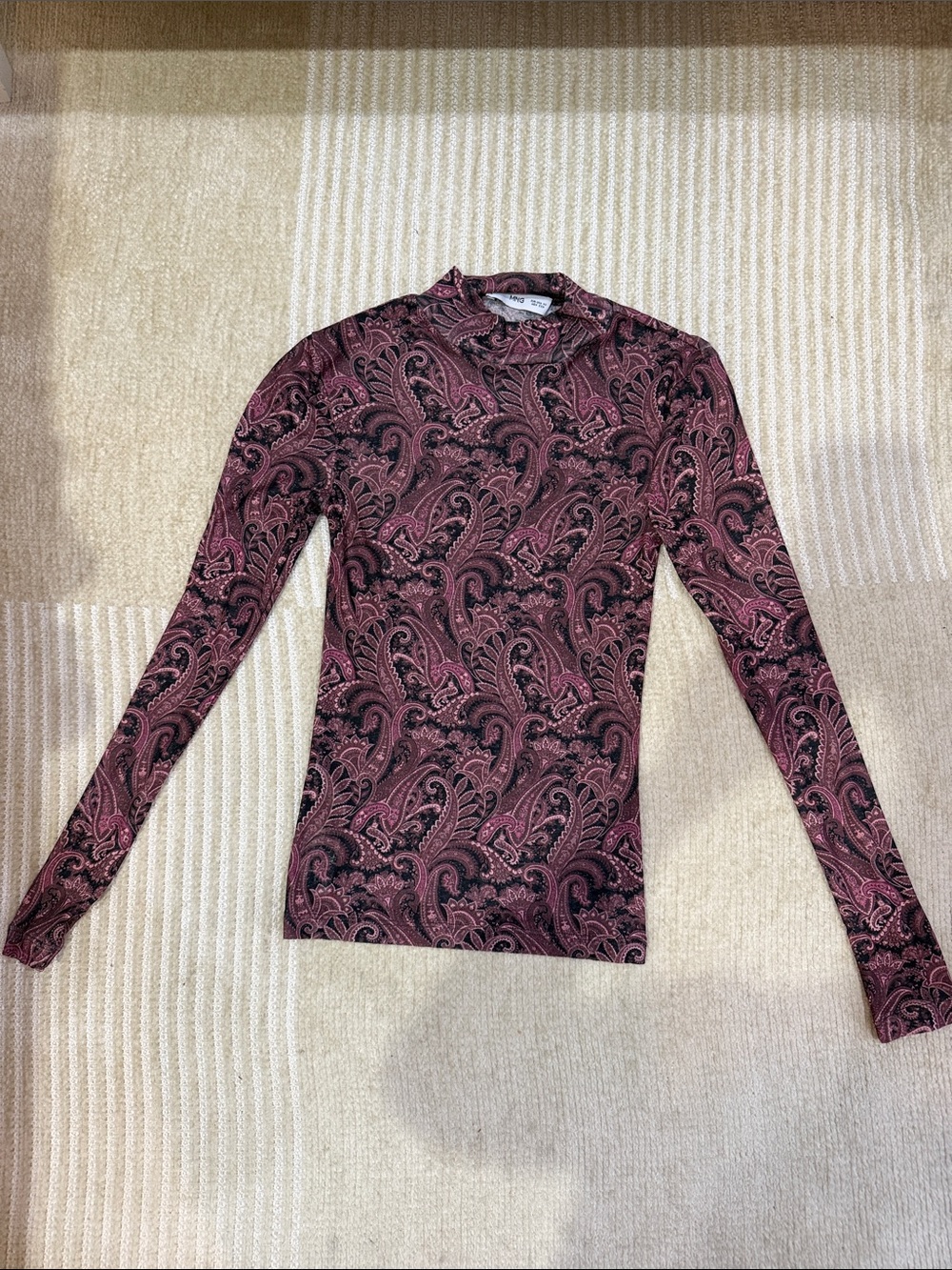 Women's Long Sleeve Sheer Paisley Mock Neck Top - Pink